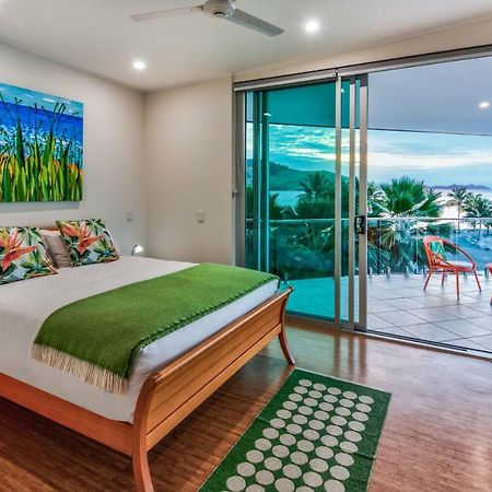 Pavillions Penthouse 25 - Luxury Waterfront Apartment With Private Roof Top Pool And Buggy Insula Hamilton Exterior foto