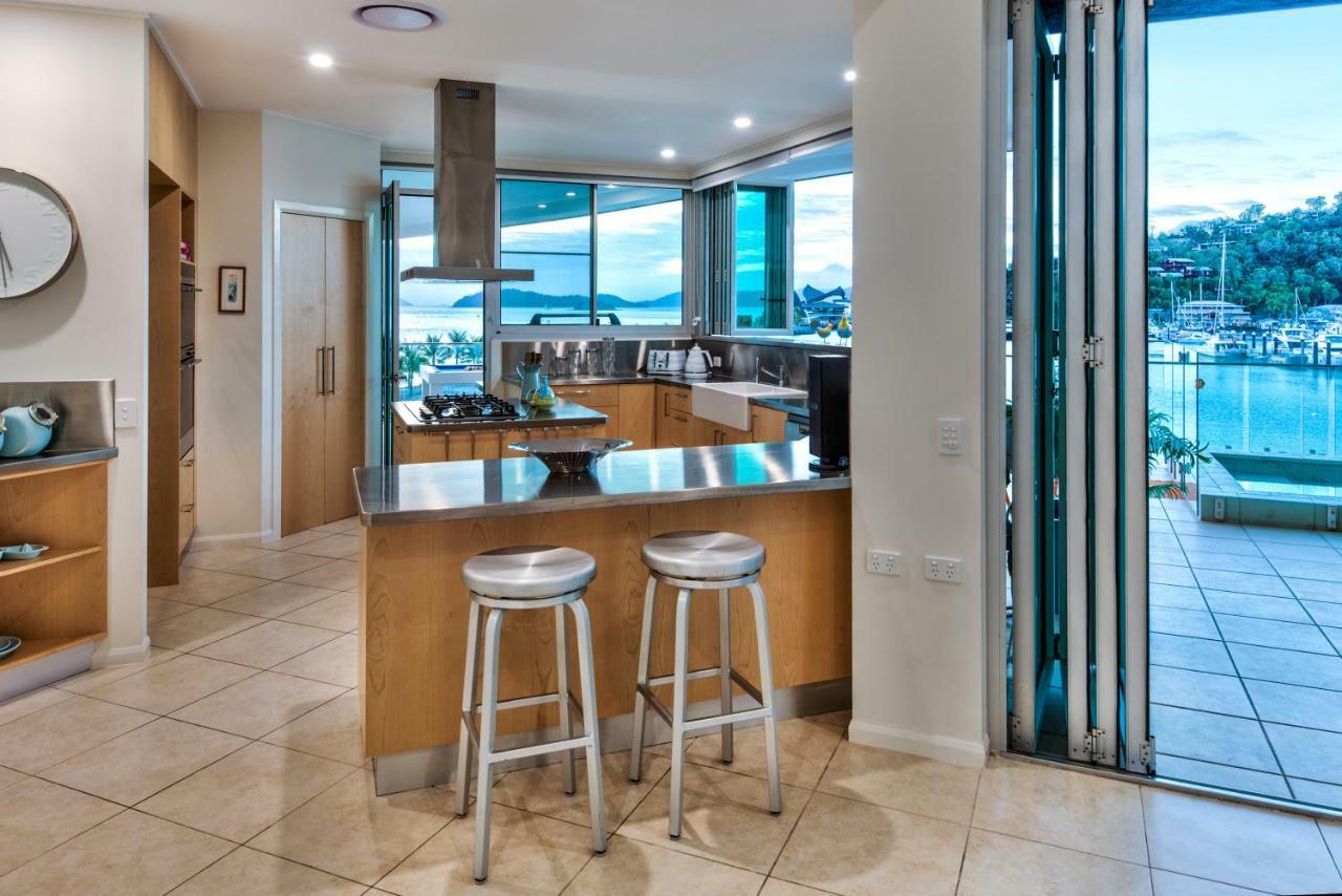 Pavillions Penthouse 25 - Luxury Waterfront Apartment With Private Roof Top Pool And Buggy Insula Hamilton Exterior foto
